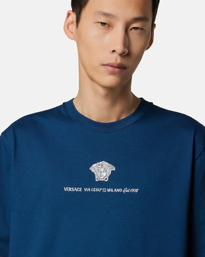 Broderad T-shirt i bomullsjersey Broderad T-shirt i bomullsjersey