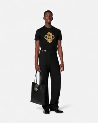 Broderad T-shirt med barockmotiv