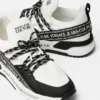 Dynamiska sneakers med logo Dynamiska sneakers med logo