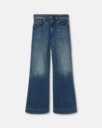 Flared jeans