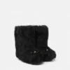 Gianni Ribbon Shearling Boots Gianni Ribbon Shearling Boots