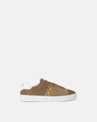 Greca-dekorerade sneakers i mocka