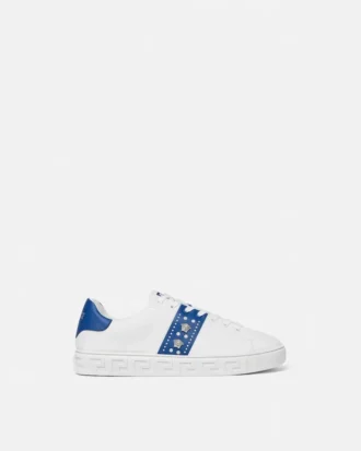 Greca-smyckade sneakers