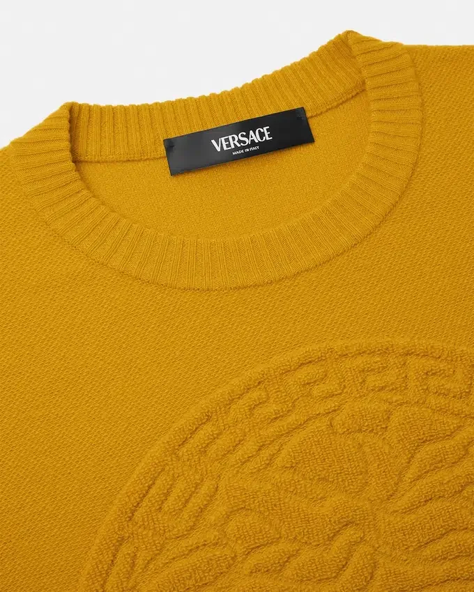 Kashmirblandad stickad tröja med Medusa-motiv Kashmirblandad stickad tröja med Medusa-motiv