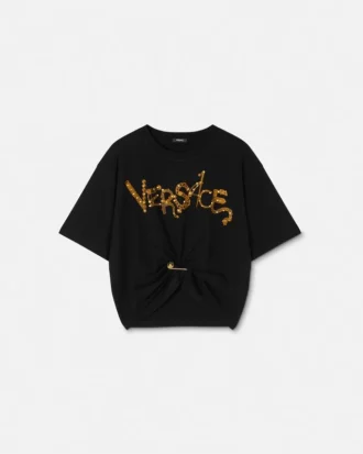 Kort T-shirt med nitar och säkerhetsnål