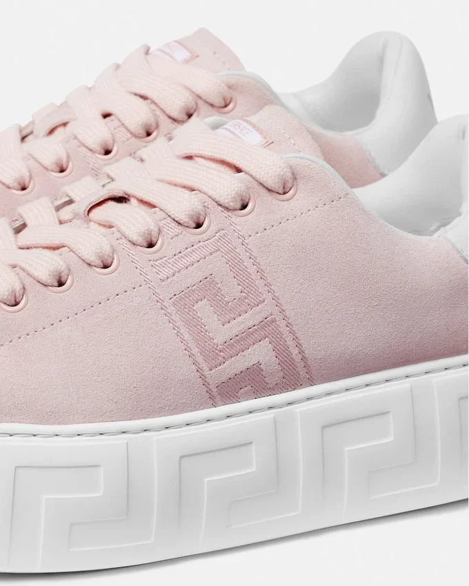 La Greca sneakers i mocka med platå La Greca sneakers i mocka med platå