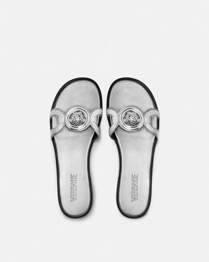 Medusa 95 Metallic Flat Sandals Medusa 95 Metallic Flat Sandals