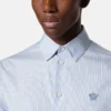 Randig slim fit-skjorta i bomullspoplin Randig slim fit-skjorta i bomullspoplin
