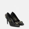 Scarlett barockpumps med spänne Scarlett barockpumps med spänne