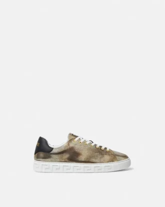 Sneakers med Greca-ödlaeffekt