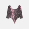 Tryckt bodysuit