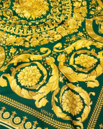 Tryckt silkescarf i twill, 90 cm