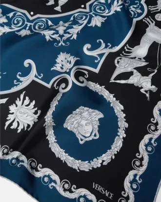 Tryckt silkescarf i twill 90 cm
