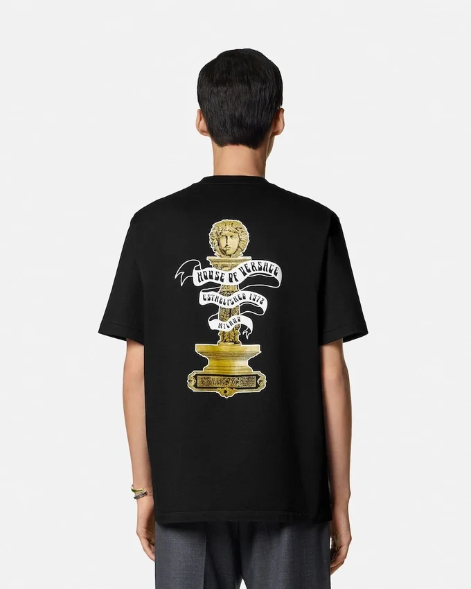 Tryckt T-shirt i bomullsjersey med normal passform Tryckt T-shirt i bomullsjersey med normal passform