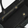 V Allover La Medusa stor totebag V Allover La Medusa stor totebag