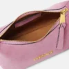 Versace Tag Hobo-väska i mocka Versace Tag Hobo-väska i mocka
