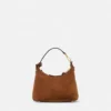 Versace Tag Hobo-väska i mocka Versace Tag Hobo-väska i mocka